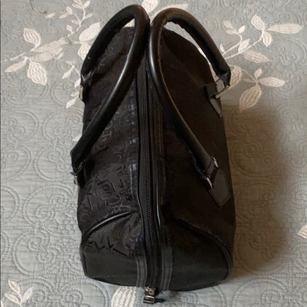Makeup bag